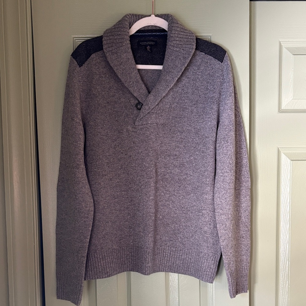 Banana Republic Gray Turtleneck Sweater - 100% wool